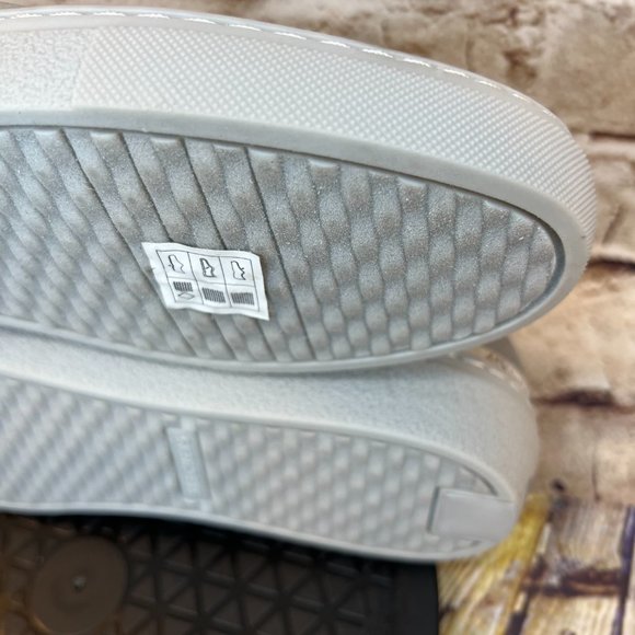 Skechers Concept 3 Womens Gray Perforated Elastic Fit Slip On Athletic Flats 9.5 - Picture 7 of 9